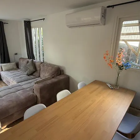 Appartement Veluwe Wellness With Private Hottub And Sauna - Family House With Fenced Garden - Veluwe Putten