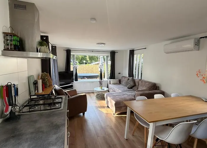 Apartment Veluwe Wellness With Private Hottub And Sauna - Family House With Fenced Garden - Veluwe Putten